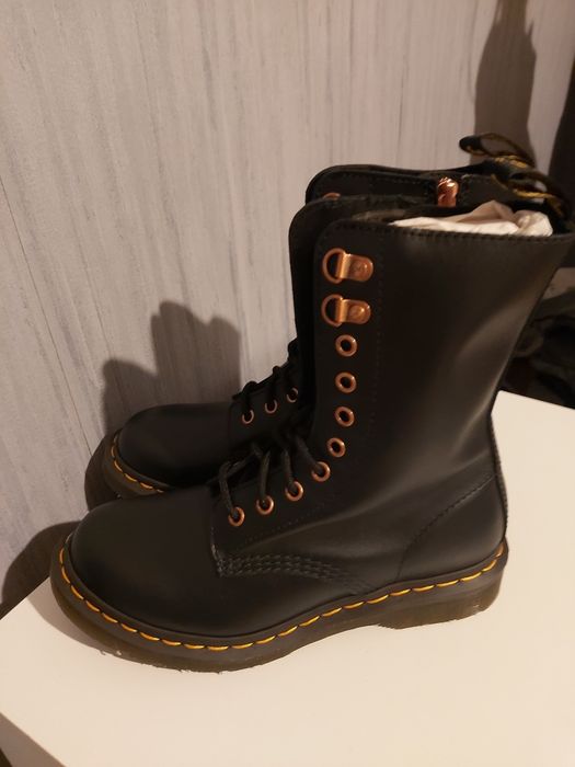 Кубинки Dr.Martens pascal