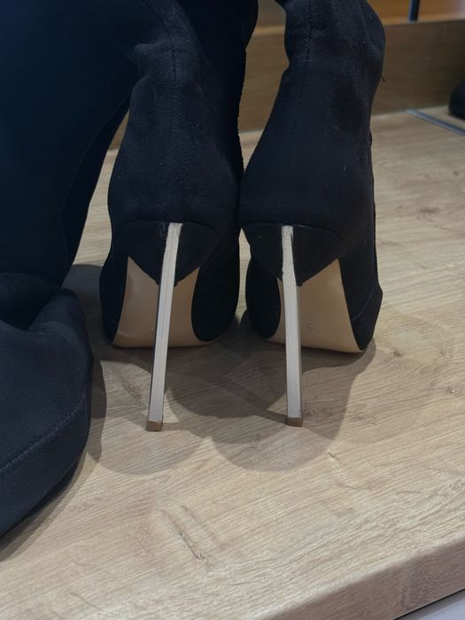 Ботуши на висок ток Stiletto