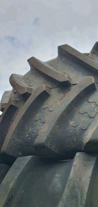 Cauciucuri noi 1050/50R32 BKT AGRIMAX Anvelope Radiale Tubeless