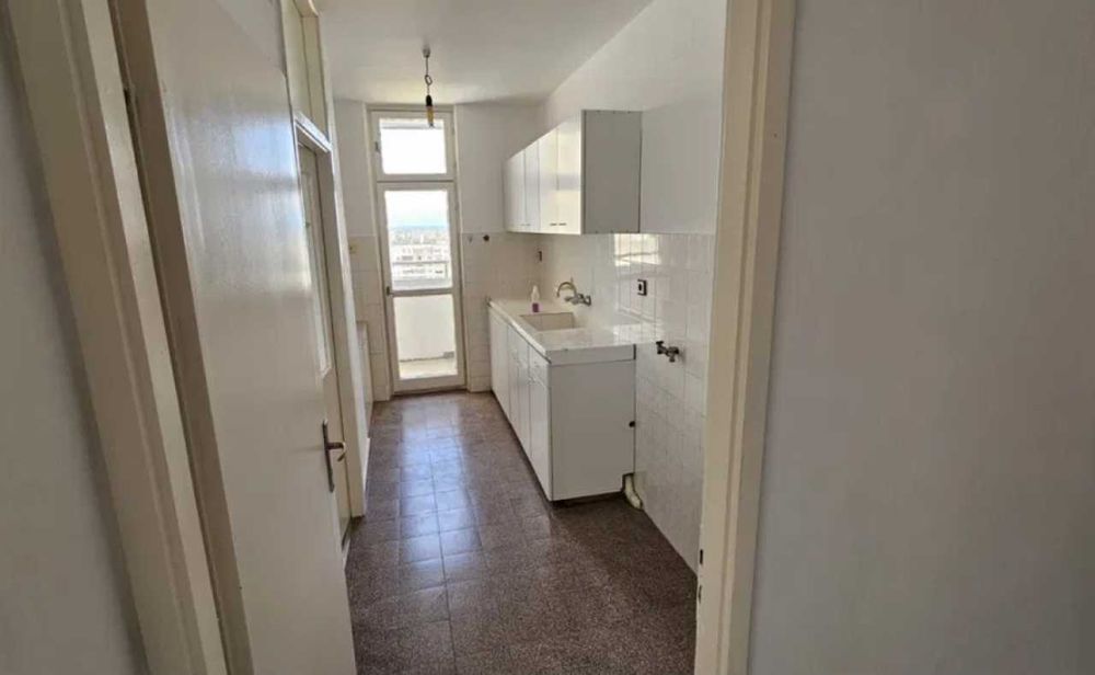 Продава се Тристаен апартамент в Пловдив, Тракия - 75 кв.м за 1580 €/кв.м - Снимка #8