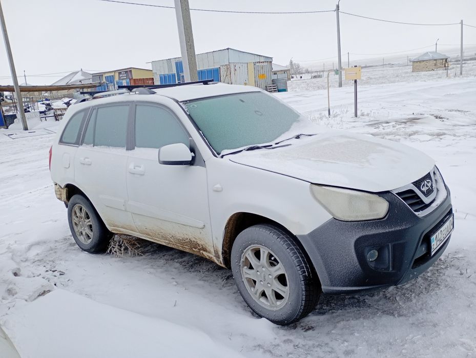 Чери Тигго 2015 газ-бензин