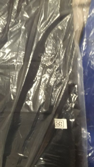 Продавам работни дрехи, чисто нови