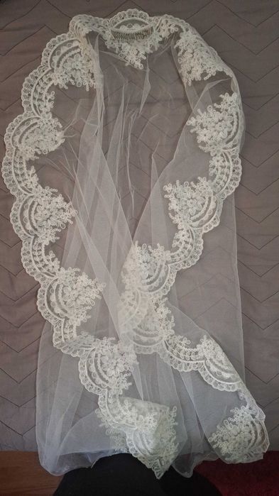 Rochie alba eleganta