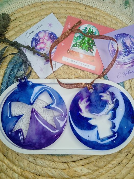 Игрушки на елку.