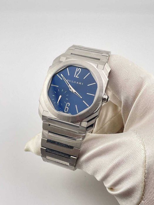 Часы Bvlgari Octo