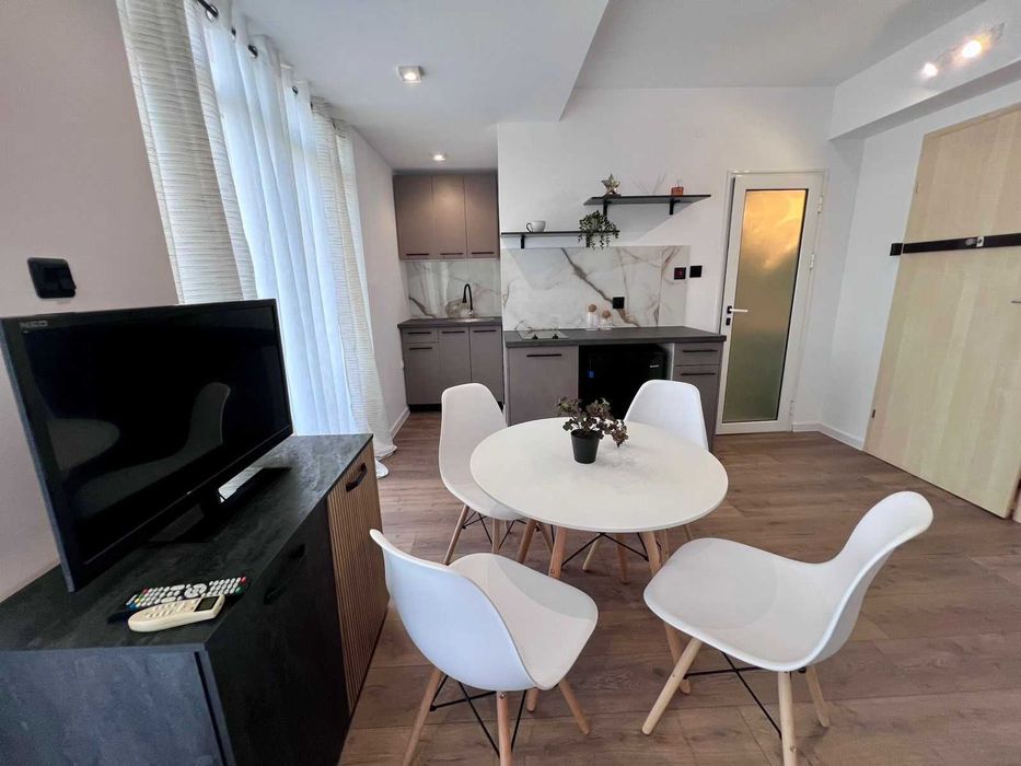 Продава се Двустаен апартамент в к.к. Слънчев бряг - 47 кв.м за 1341 €/кв.м - Снимка #4