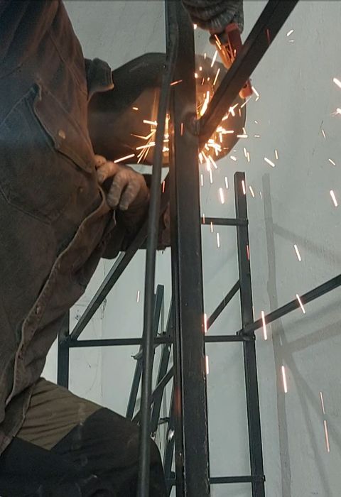 Сварщик, монтаж и димонтаж на выезд Кокшетау