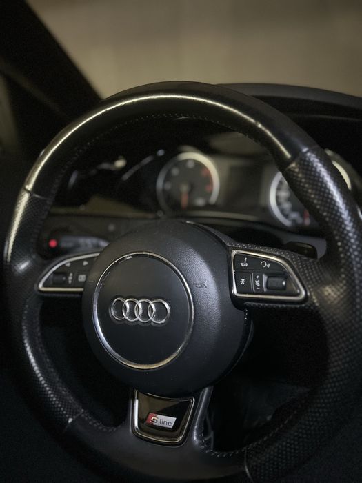 Трилъчов мулти волан audi s-line