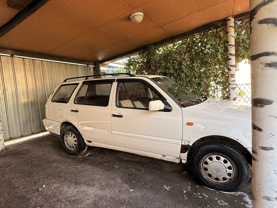 Volkswagen Golf универсал 1997г