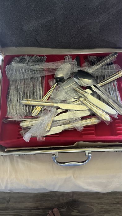 Набор ложек вилок