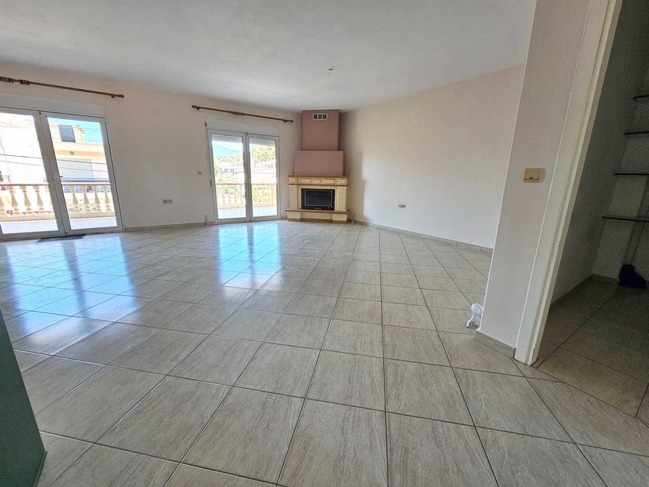 ПРОДАВА се апартамент 115кв.м. Nea Peramos на Кавала (код 8030)