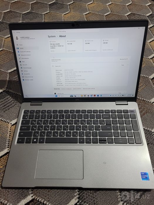 Dell Latitude 5520  i7 11