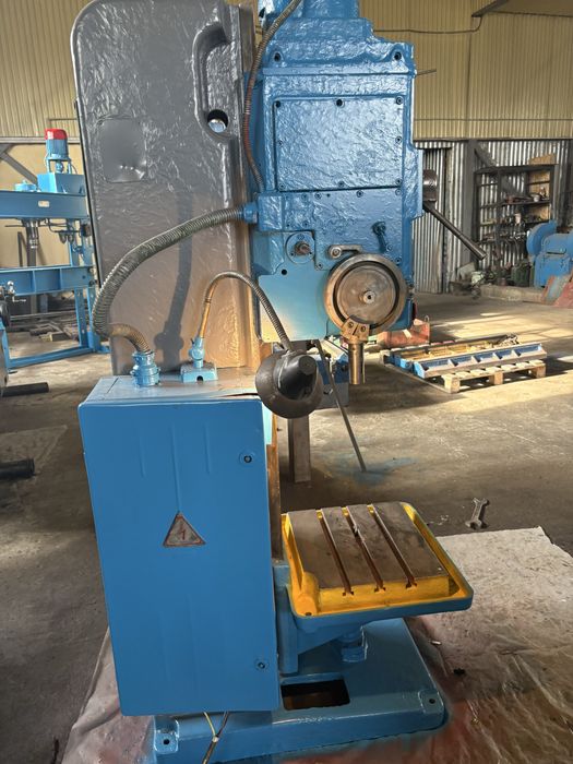 Продам станки сверлильный 2Н125