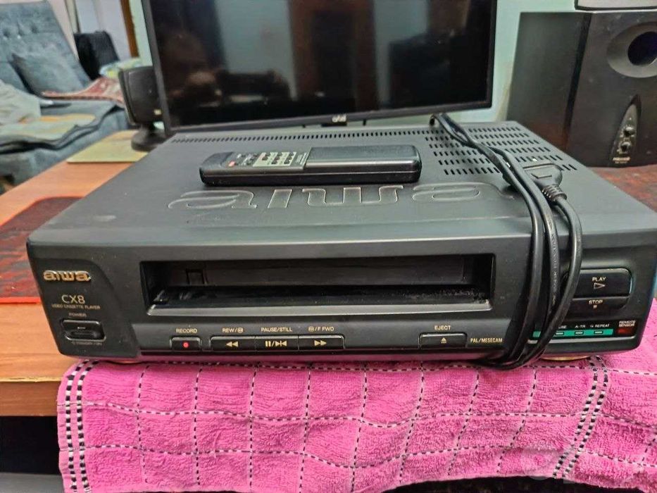 Продаётся Видеомагнитофон AIWA