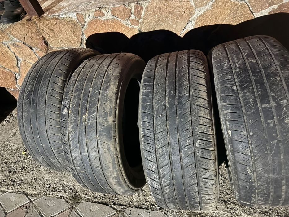 285/50/20 летние шины от lc200