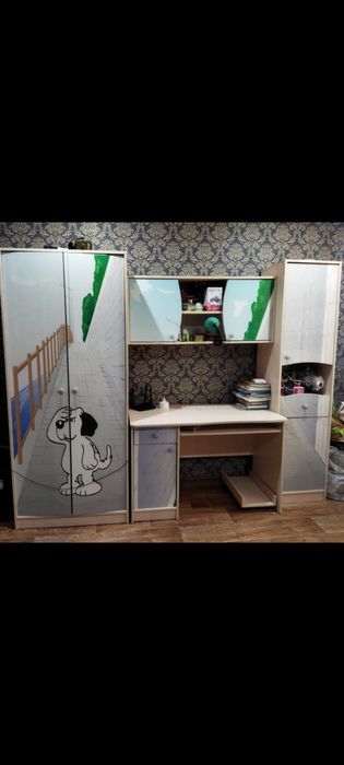 Продам детскую стенку