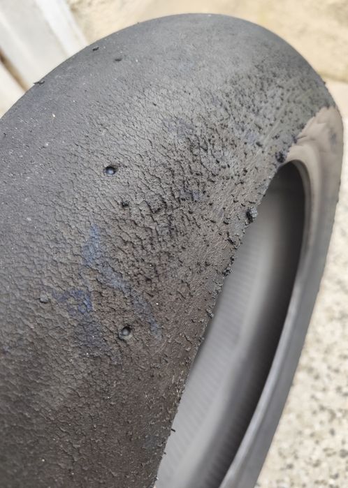 Комплект сликове Pirelli Superbike 120/190