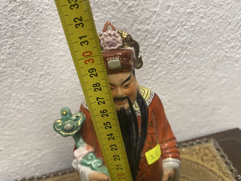 Голяма японска порцеланова фигура с позлата