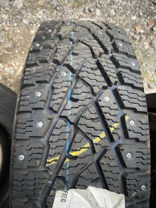 Нови за Бус 195/70/15 Continental 4бр