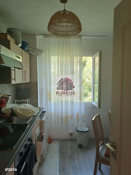 Apartament 2 camere Orșova | 54 mp, mobilat, renovat, gata de mutare — fotografia 3