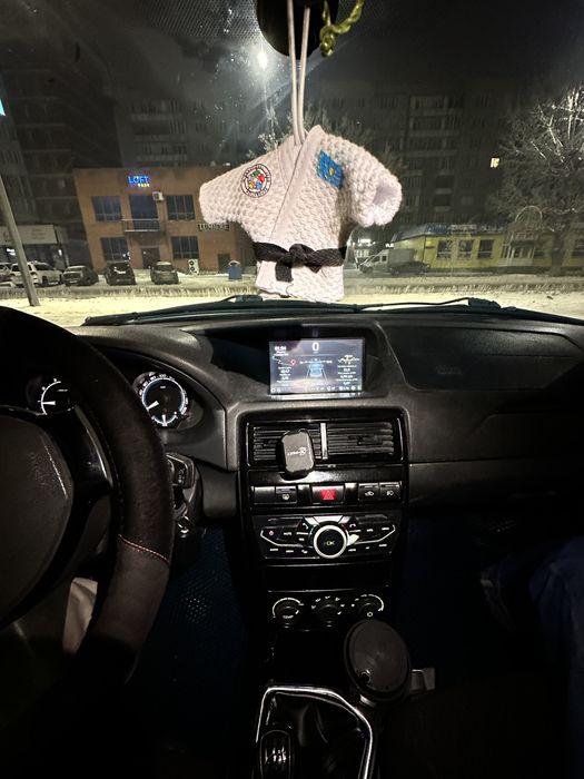 Продам приору люкс 2014года