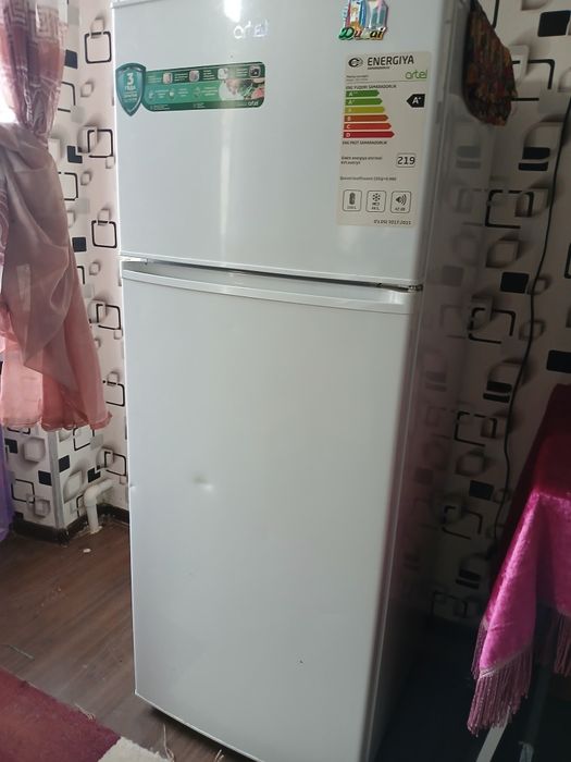 Холодильник АРТЕЛ состояния хорошое,