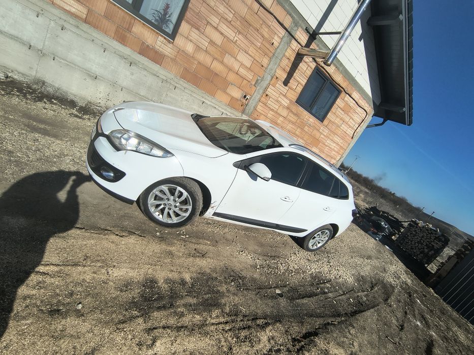 Vând sau schimb Renault Megane 3