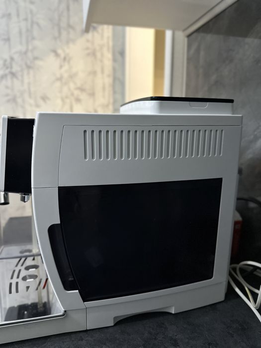 Кофемашина Delonghi