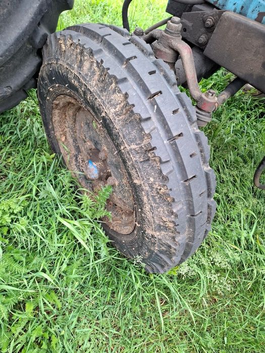 Продам МТЗ-80 с куном, прицеп 600 000