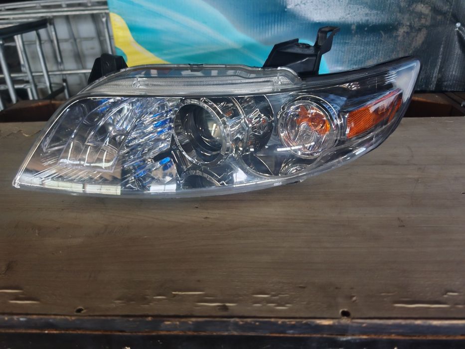 Ляв фар за infinity fx 35 xenon