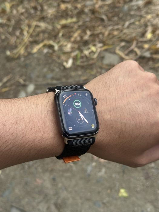 Apple watch se.