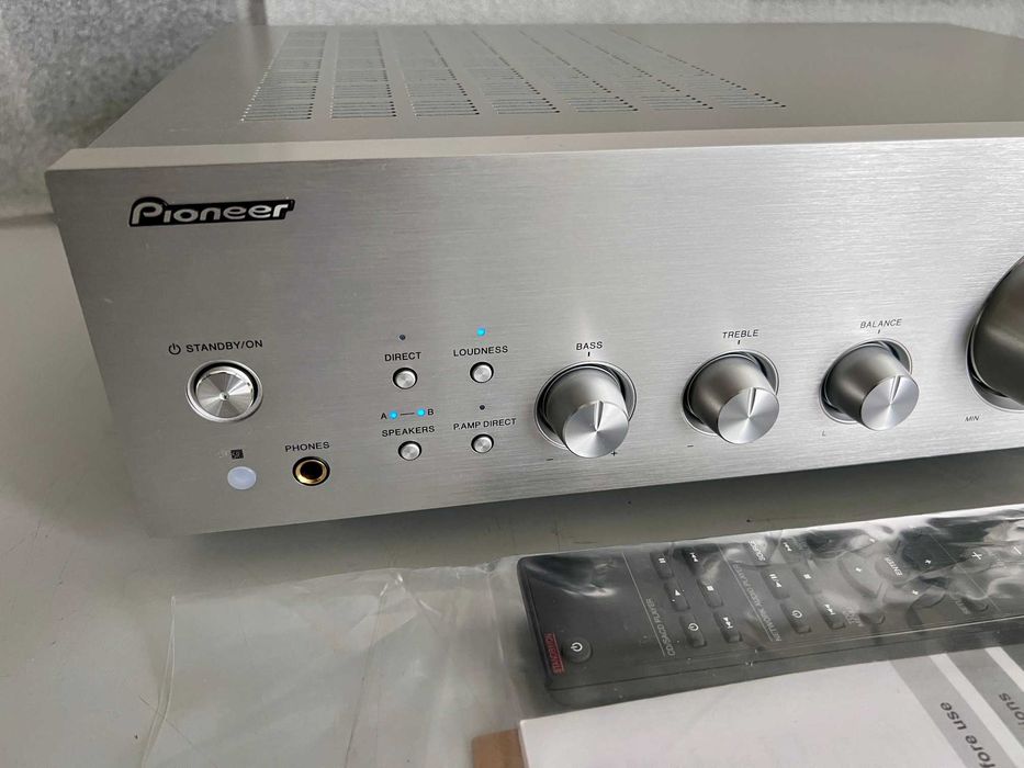 Интегриран усилвател PIONEER A-40AE