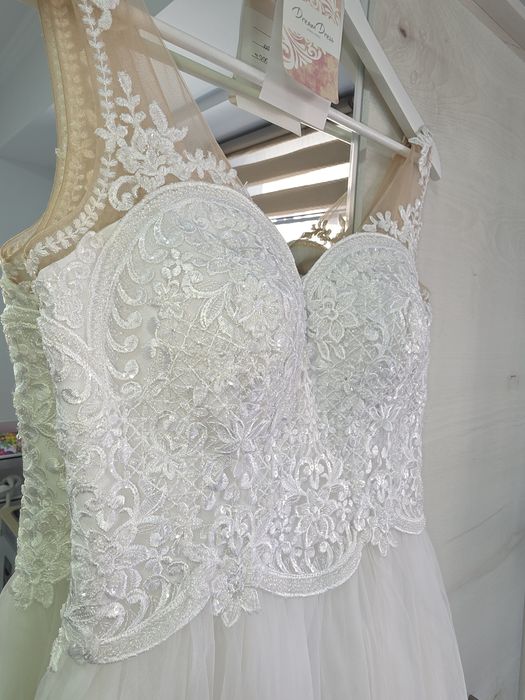 Свадебное платье 42-44 (НОВОЕ)