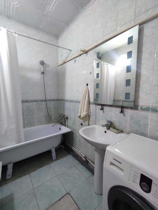 Продам 3 ком в центре 1987г