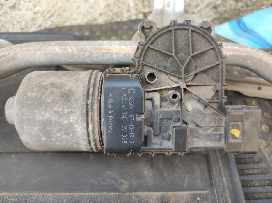 Механизъм предни чистачки за Пежо-207