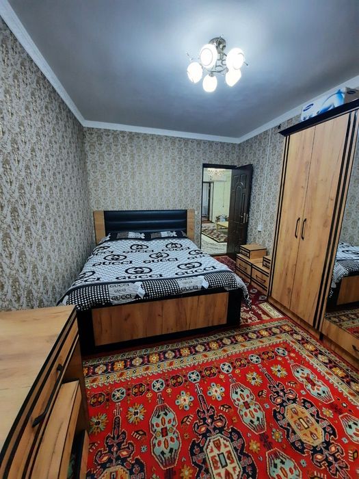 Урганч шахар  8тв ни ёнида 3 хонали квартира сотилади