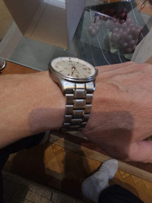 Часовник GROVANA