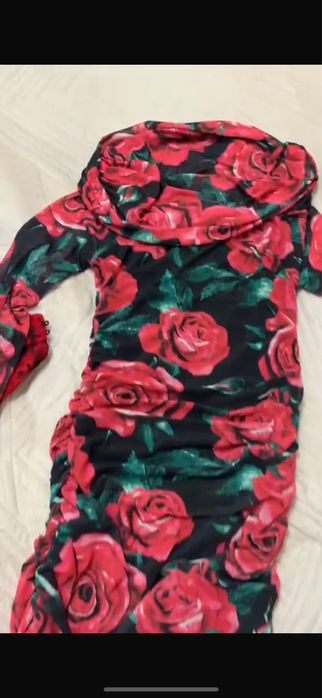 Продам красивое платье 5000