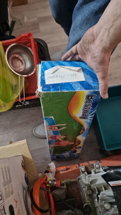 Срочно продам бассейн