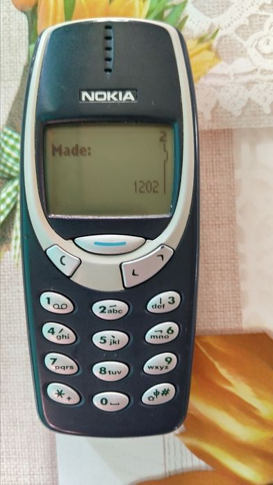 Нокия 3310 добре запазена и в отлично техническо състояние.