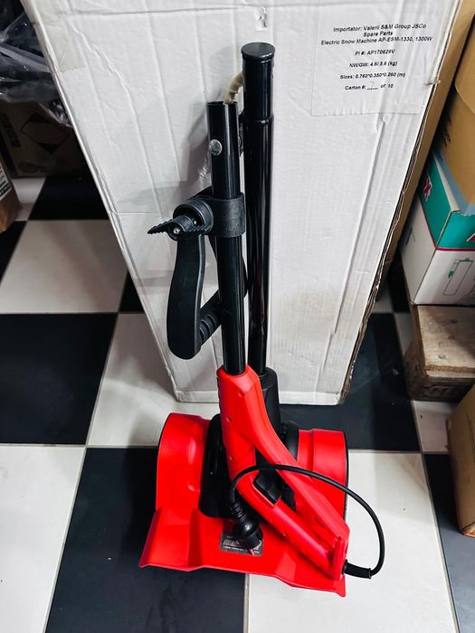 Електрически СНЕГОРИН 1300W