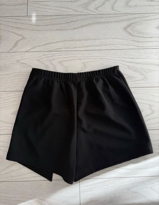 Fustă-pantalon cu perle