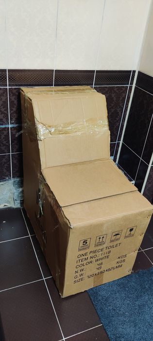 Унитаз новый в упаковке