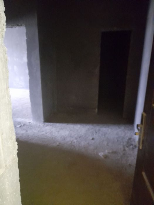 Samarqand aziz bozircha oldidan 1 xonlai uy sotiladi 47