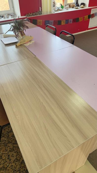 Продаются столы и стулья