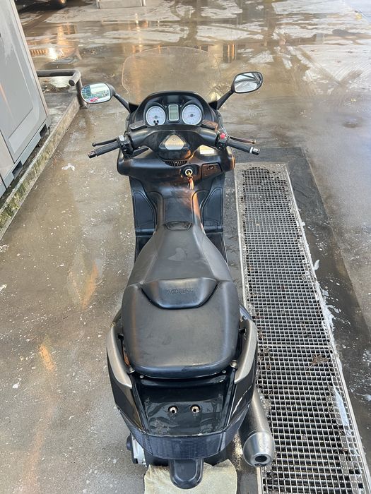 Vand Yamaha T-max  500 2004 se poate conduce A2 (nu Honda nu Burgman)