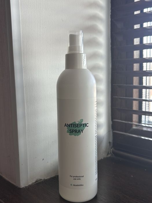 Спрей антисептик AkadeMika