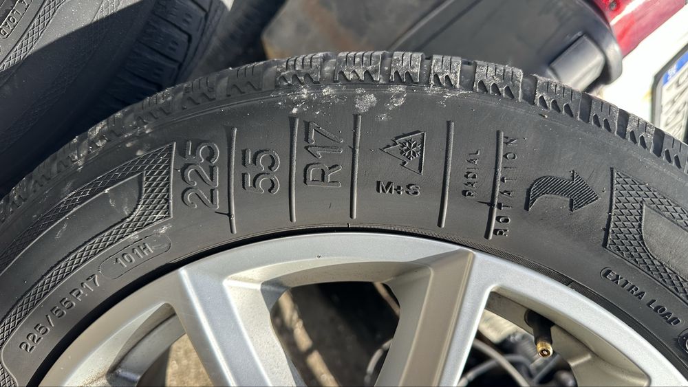 Джанти с зимни гуми за мазда 14,15 и 17 цола