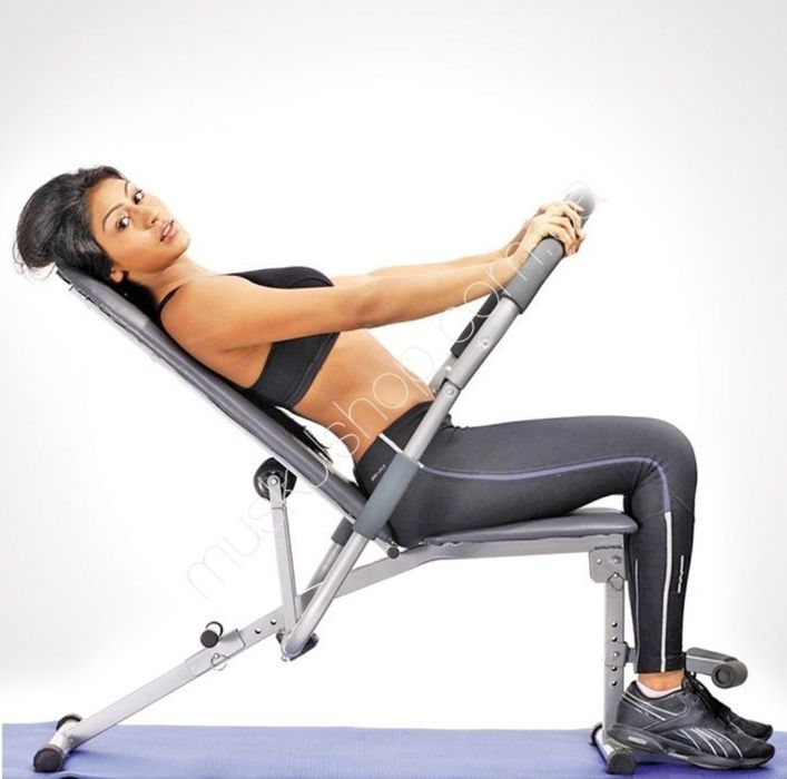 Жігіттер ақша үшін көшеде бейтаныс адамдарды блять