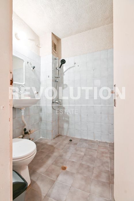 Дава се под наем Тристаен апартамент в София, Медицинска академия - 70 кв.м за 661.98 € - Снимка #11